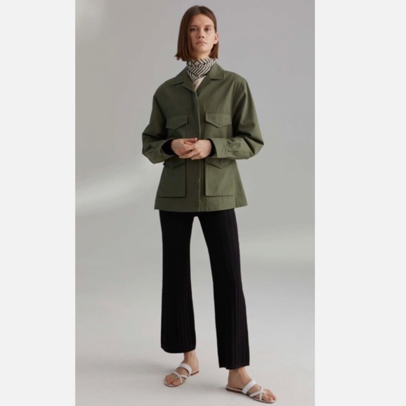 100% Authentic!! NWT Org.$630 Toteme Army jacket Khaki Green XS - Picture 2 of 11